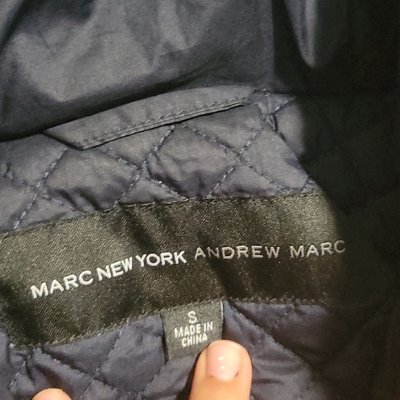 Winter coat - Picture 4 of 4